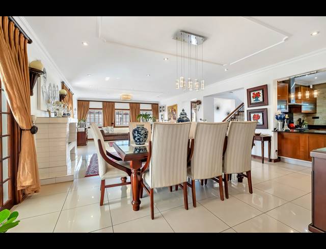 4 BEDROOM HOUSE FOR SALE IN HYDE PARK